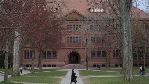 Trump yönetimi, hükümetin Harvard ile yaptığı kalan sözleşmeleri de iptal ediyor