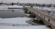 Tunca Nehri akmıyor, Meriç kısmen buz tuttu