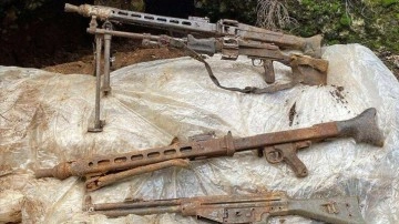 Tunceli'de teröristlere ait silah ve yaşam malzemesi ele geçirildi