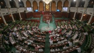 Tunus Meclisindeki partilerin çoğu Cumhurbaşkanı Said&#039;in darbe girişimini anayasaya aykırı buluyor