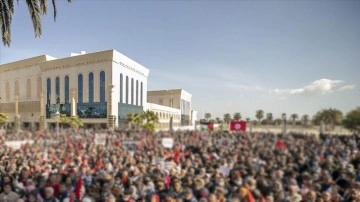 Tunus'ta Cumhurbaşkanı Said'in yeni yargı konseyinde "hakimlere grev yasağı"