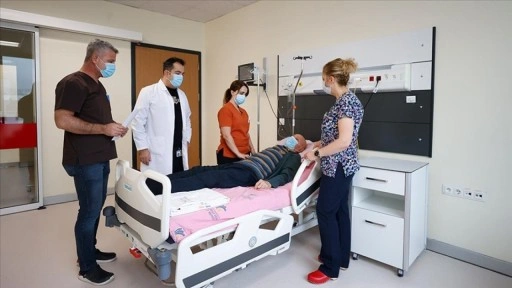 Turgut Özal Tıp Merkezinde 15 yılda 2 bin hastaya kök hücre nakli yapıldı