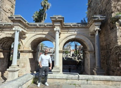 Turizm başkenti Antalya -Erdin&ccedil; C&uuml;nd&uuml;beyoğlu, Moskova'dan yazdı-