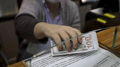 Turizm b&ouml;lgeleri ve b&uuml;y&uuml;k şehirlerde yetkisiz d&ouml;viz alım satımı yapanlar yakından takip edilecek