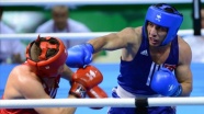Türk boksör Avni Yıldırım, ABD&#039;de unvan maçına çıkıyor