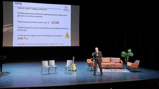 Türk doktorlar, Hollanda'da kanser farkındalığına vurgu yaptı