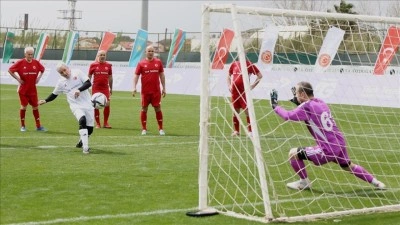 T&uuml;rk D&uuml;nyası Parlamentolar Arası Futbol Turnuvası, Antalya'da başladı