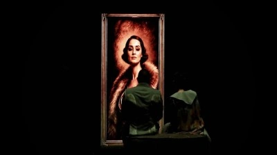 T&uuml;rk edebiyatının unutulmaz eseri "K&uuml;rk Mantolu Madonna" sahneye taşınıyor