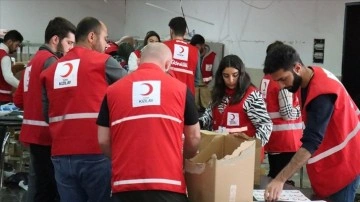 Türk Kızılay Adıyaman'da günlük 65 bin sahur paketi dağıtıyor