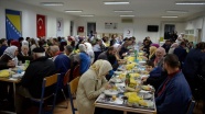 Türk Kızılayı Srebrenitsa&#039;da iftar verdi