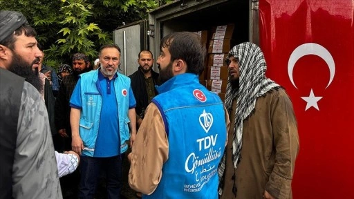 Türk Kızılay ve TDV Afganistan'daki ihtiyaç sahiplerine kurban eti ulaştırdı