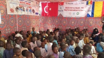 Türk sağlık ekibi Çad'da şifa dağıttı