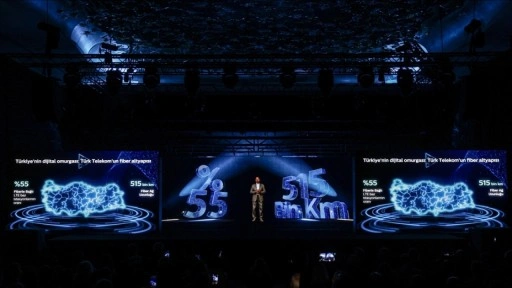 Türk Telekom 5G vizyonunu hologram teknolojisiyle tanıttı