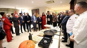 Türk ve Akdeniz lezzetleri Brüksel'de Avrupalı diplomatlara tanıtıldı