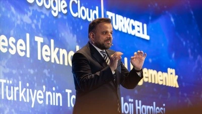 Turkcell 2025'te 17,8 milyar lira faaliyet karı elde etti