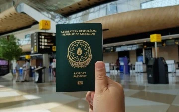 Türkiyədə qeyri-qanuni yaşayan Azərbaycan vətəndaşlarına pasportlar təqdim edilib -İrade Celil yazdı-