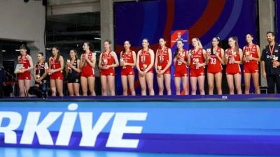 T&uuml;rkiye 17 Yaş Altı Kadın Milli Voleybol Takımı, d&uuml;nya 2'ncisi oldu