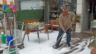 T&uuml;rkiye'de ge&ccedil;en ay 214 şiddetli meteorolojik olay yaşandı