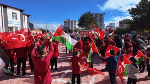 Türkiye'de yarın tüm okullarda "Filistin farkındalık etkinlikleri" düzenlenecek
