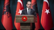 'Türkiye'deki Arnavutluk toplumu iki ülkenin dostluk köprüsüdür'