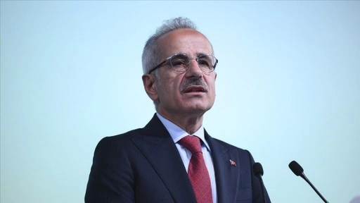 Türkiye'den kalkan uçaklar uzun hat uçuşlarında rotalarını "yeşil dönüşüme" çevirecek