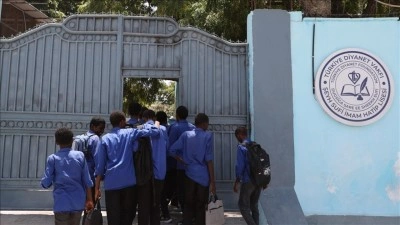 T&uuml;rkiye Diyanet Vakfının Somali'de 14 yıl &ouml;nce a&ccedil;tığı okul 700 &ouml;ğrenciyi mezun etti