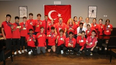 T&uuml;rkiye, İşitme Engelliler Avrupa Gen&ccedil;lik Oyunları'nı 9'u altın, 33 madalyayla tamamladı