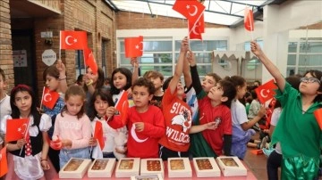 Türkiye Maarif Vakfından Kolombiya'da 23 Nisan Ulusal Egemenlik ve Çocuk Bayramı kutlaması