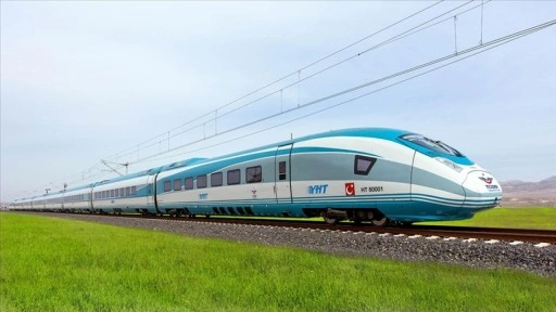 Türkiye'nin demir yolu ağı 2026'da 14 bin 437 kilometreye ulaşacak