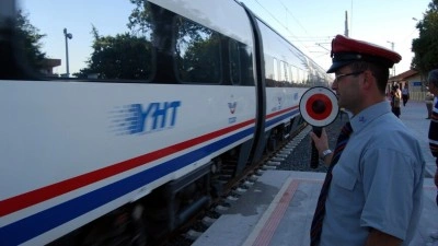 T&uuml;rkiye'nin ikinci y&uuml;ksek hızlı tren hattı 15 yaşında