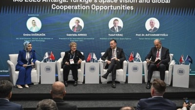 T&uuml;rkiye'nin uzay &ccedil;alışmaları SAHA 2026'da ele alındı