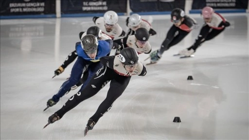 Türkiye ve Polonya'nın sürat patencileri olimpiyat kotası için Erzurum'da ortak kampta