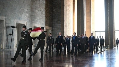 T&uuml;rkiye'ye gelen NATO nezdindeki Daimi Temsilciler heyeti, Anıtkabir'i ziyaret etti