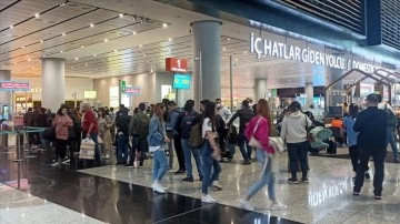 Türkiye'de 4 ayda hava yolunu kullanan yolcu sayısı 41 milyonu aştı