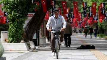 Türkiye'de 65 yaş üstü nüfusun gelecek yıl 9,5 milyonu aşması bekleniyor