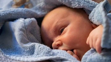 Türkiye'de her yıl 250 civarı bebek beyin hasarına yol açabilen genetik 'PKU' ile doğuyor