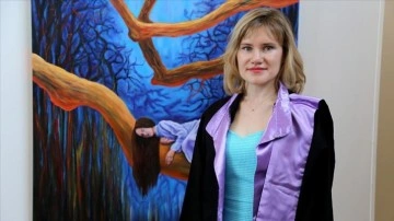 Türkiye'de üniversite okuyan Rus asıllı ressam, Kızıl Meydan'da sergi açmak istiyor