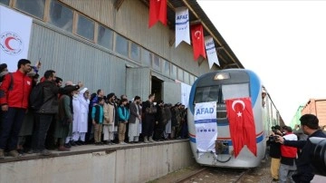 Türkiye'den uzanan yardım eli 'İyilik Treni' Afganistan'a ulaştı