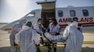 Türkmenistan'da yaşayan çocuk hasta ambulans uçakla Türkiye'ye getirildi