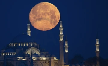 Tutulma sezonu bug&uuml;n Ay tutulmasıyla başlıyor&hellip; Ve işte 25-31 Mart Bur&ccedil; yorumları... -Nickola Berrygele yazdı-