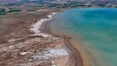 Tuzla Palas G&ouml;l&uuml;'ndeki tuz hasadına yağış engeli