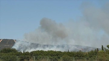 Tuzla'da askeri alanda çıkan yangın kontrol altına alındı