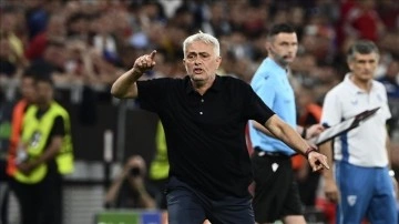 UEFA'dan Jose Mourinho'ya 4 maç men cezası