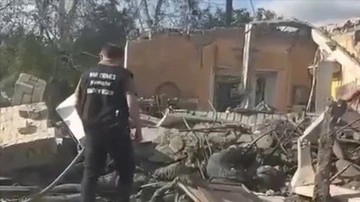 Ukrayna: Groza köyüne Rusların düzenlediği saldırıda 49 kişi öldü