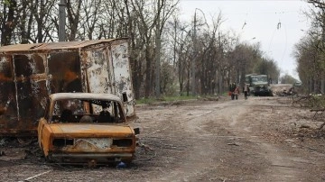 Ukrayna, Mariupol'deki asker ve sivillerin tahliyesi için girişimlerini sürdürüyor