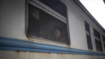 Ukrayna: Tahliye operasyonunda kullanılan yolcu treni, Rus ordusunun saldırısına uğradı