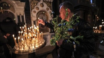 Ukrayna'da Ortodoks ve Katolik dini bayramları savaşın gölgesinde kutlanıyor