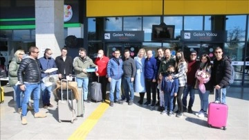 Ukrayna'daki savaştan kurtarılan Bodrumlu turizmciler Türkiye'ye geldi