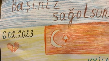 Ukraynalı çocuk, Türkiye'nin Vilnius Büyükelçiliğine "başınız sağ olsun" notu bıraktı