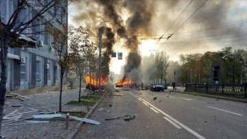 Ukrayna'nın başkenti Kiev'e düzenlenen saldırılarda 8 kişi öldü, 24 kişi yaralandı